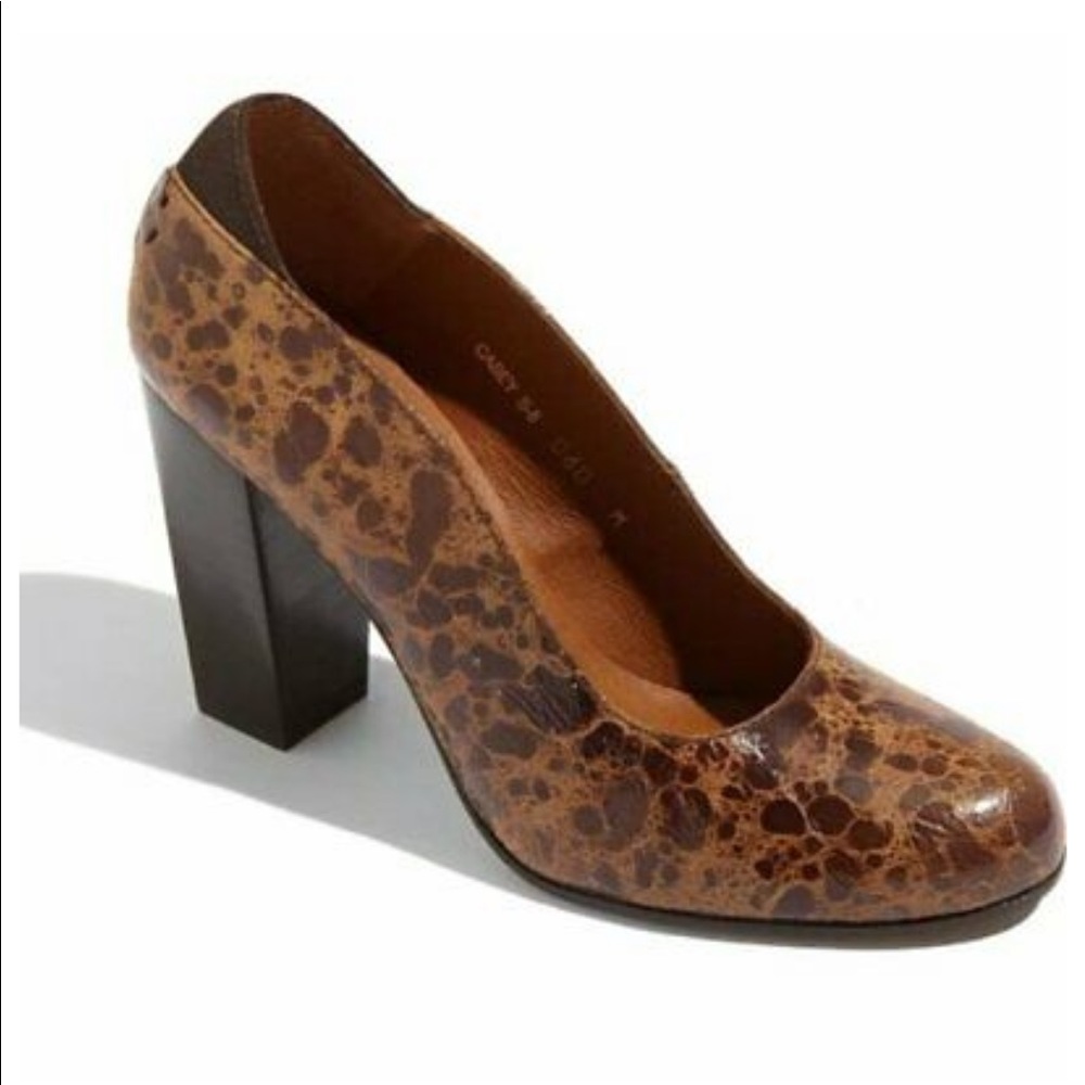 Casey Heels Saddle Suede Patent